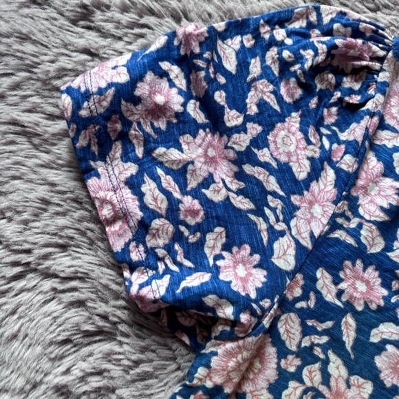 NWT Lucky Brand Women’s All Over Floral Blouse size M - Picture 3 of 8